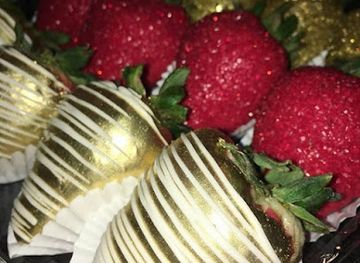 the-bahamas/lucaya/shop/enchanted-by-dc