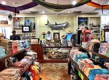 florida/grayton-beach/shop/old-florida-outfitters