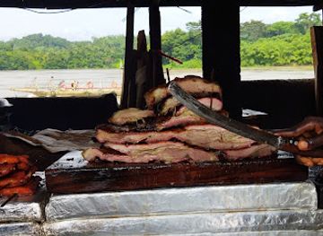 gabon/lope-national-park/shop/autour-coupes-coupesndjole