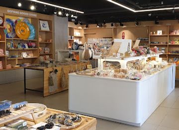 south-korea/jeju-city/jungmun/shop/seonmulgopang-jungmunjeom