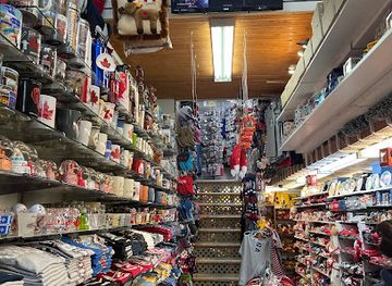 canada/montreal/downtown-montreal/shop/souvenir-du-quebec