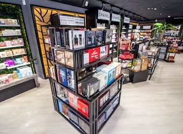 gibraltar/alameda-botanic-gardens/shop/maison-beautique