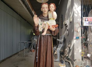 sri-lanka/negombo/shop/suwiney-s-statues