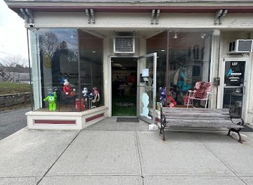 massachusetts/berkshires/shop/off-of-it-gallery