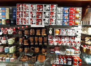 denmark/copenhagen-region/shop/danish-souvenirs-luggages