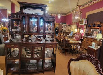 mississippi/natchez/shop/ole-man-river-antiques