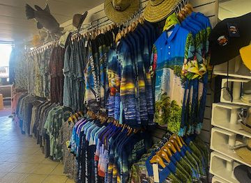 australia/cairns/port-douglas/shop/port-douglas-select-store-australiana