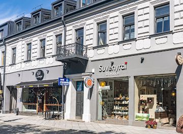 lithuania/kaunas/laisves-aleja/shop/dovanos-suvenyrai-parduotuve
