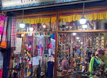 india/the-himalayas/shop/tibet-emporium