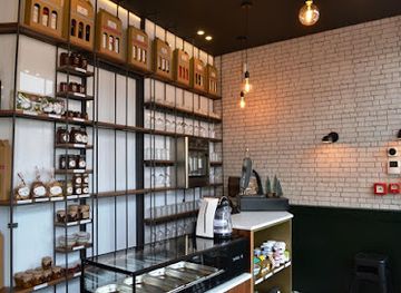 portugal/peneda-geres-national-park/shop/espaco-vinhos-e-sabores