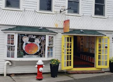 massachusetts/provincetown/shop/sniffs-of-adventure