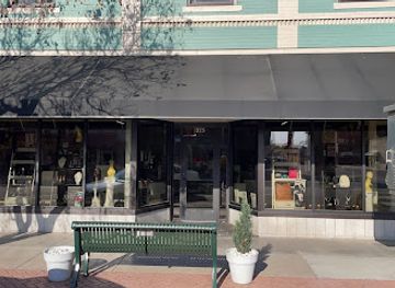 kansas/garden-city/shop/classy-looks