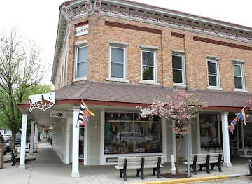 michigan/saugatuck/shop/landsharks