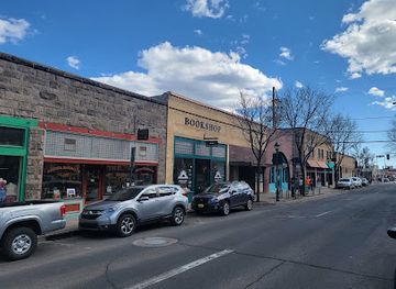 arizona/coconino-national-forest/shop/bright-side-bookshop