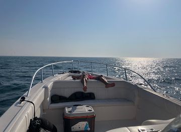 bahrain/amwaj-islands/shop/hadi-s-sun-sea