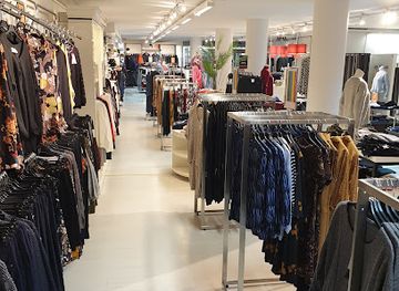 finland/savonlinna/shop/muotitalo-puki