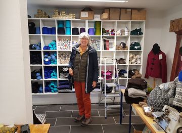 faroe-islands/hvalvik/shop/snaldan