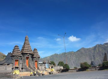indonesia/mount-bromo/shop/pura-luhur-poten-gunung-bromo