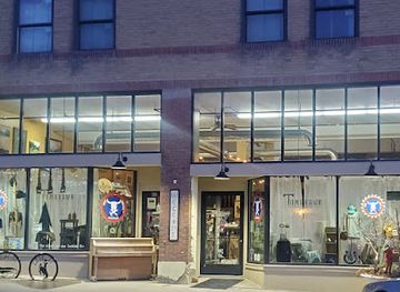 wyoming/green-river/shop/red-white-buffalo