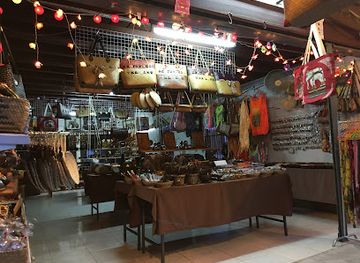 thailand/koh-phangan/shop/ann-s-shop-coconut-shell-products