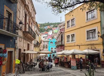 mexico/guanajuato/shop/parisina