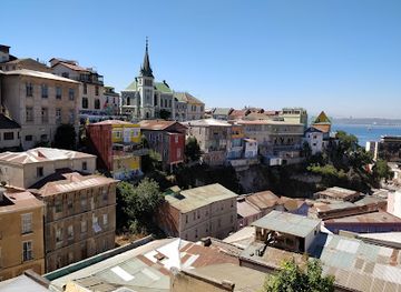 chile/valparaiso/cerro-alegre/shop/putamadre-bazar