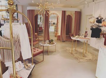 germany/wurzburg/festung-marienberg/shop/blogged-die-boutique