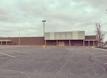 indiana/elkhart/shop/woodland-crossing