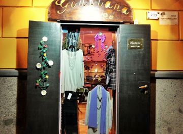 italy/naples/posillipo/shop/giuliana-via-posillipo