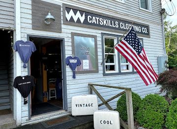 new-york/catskill-mountains/shop/catskills-clothing-company