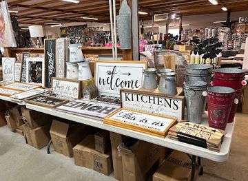 missouri/central-missouri/shop/green-s-flea-market