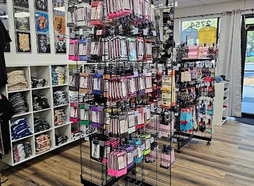 florida/tallahassee/shop/ruby-cinders-gifts