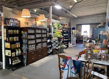 ohio/scioto-valley/shop/unique-antiques-warehouse