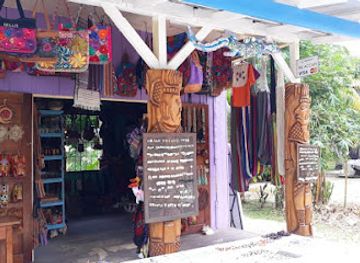 belize/stann-creek-district/shop/rosa-s-gift-shop