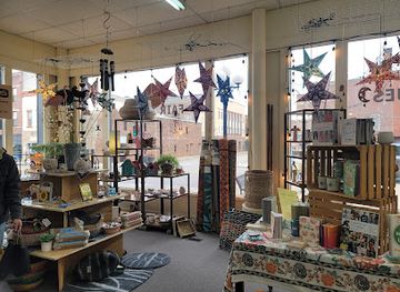 illinois/central-illinois/shop/crossroads-fair-trade-goods-gifts