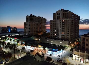 florida/clearwater-beach/shop/freaky-tiki-surf-shack