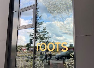 germany/hamburg/hafencity/shop/roots-showroom