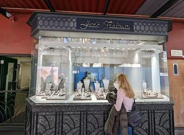 south-africa/cape-town/shop/jack-friedman-v-a-waterfront-cape-town