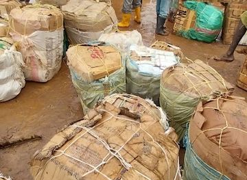 kenya/great-rift-valley/shop/camels-variety-shop