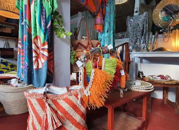 madagascar/analanjirofo/shop/casamada