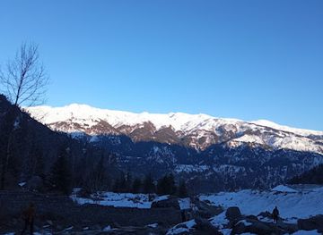 india/manali/shop/mgm-garments-manali