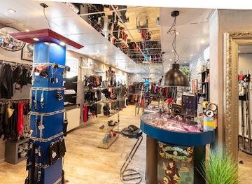 germany/munich/haidhausen/shop/boutique-domination