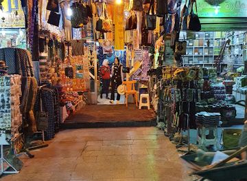 egypt/aswan/nubian-village/shop/sharia-as-souq-market