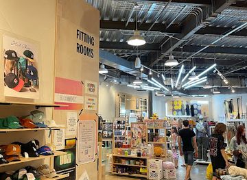 arizona/chandler/shop/urban-outfitters