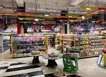 pakistan/northern-punjab/shop/emporium-mall