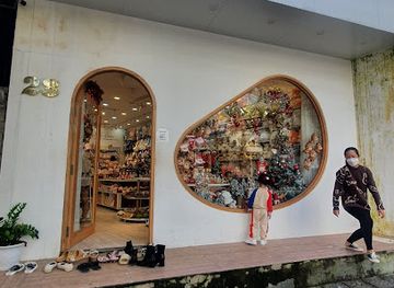 vietnam/hue/phu-thanh/shop/cua-hang-phu-kien-va-qua-tang-litibox