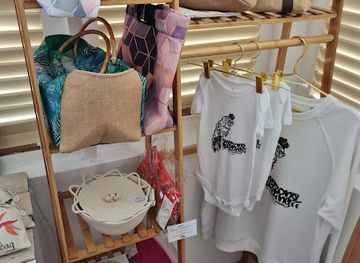 saint-vincent-and-the-grenadines/bequia/shop/common-ground-bequia