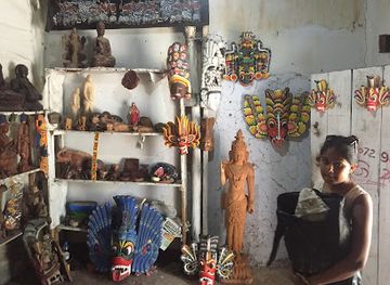 sri-lanka/bentota/shop/mahinda-mask-factory