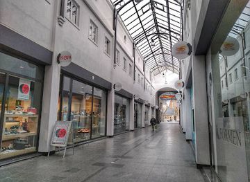 belgium/aalst/shop/pieter-van-aelst-winkelgaanderij