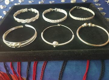 myanmar-burma/inle-lake/shop/sofia-s-silver-shoppe